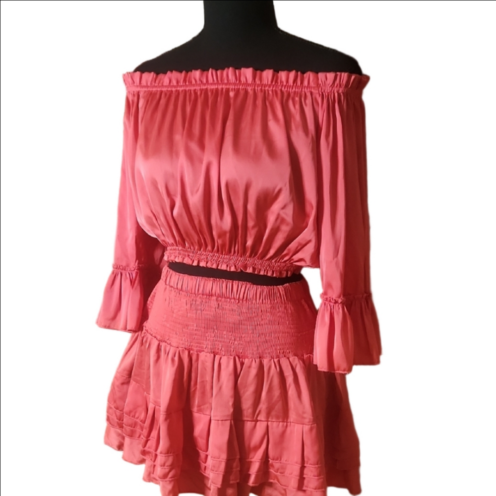 NWT Shug! Off-Shoulder top, Large